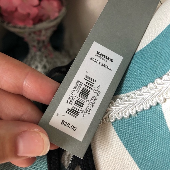 [Apt. 9] Black Sheer Patterned Tank Top Aztec tank - Picture 9 of 9